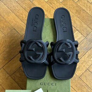 Gucci Women's Black Marmont Rubber Slides - Size 8